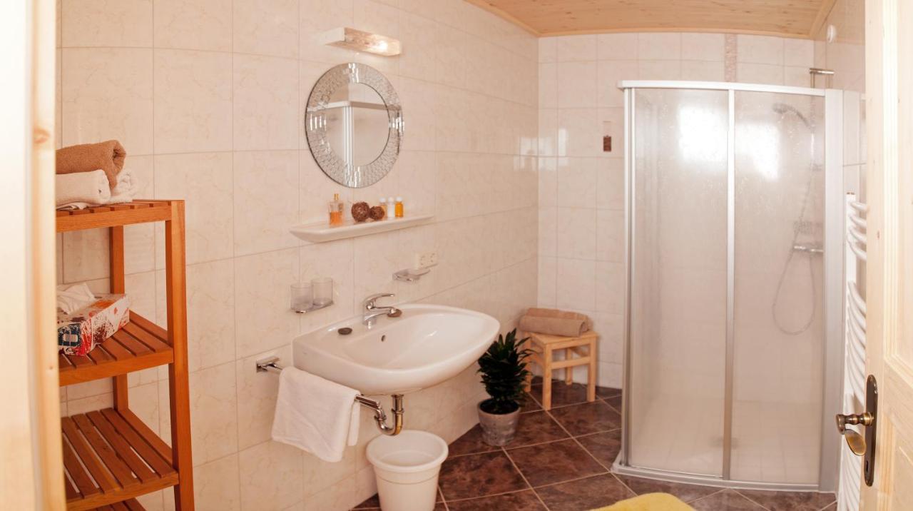 Landhaus Schiestl Майрхофен Номер фото